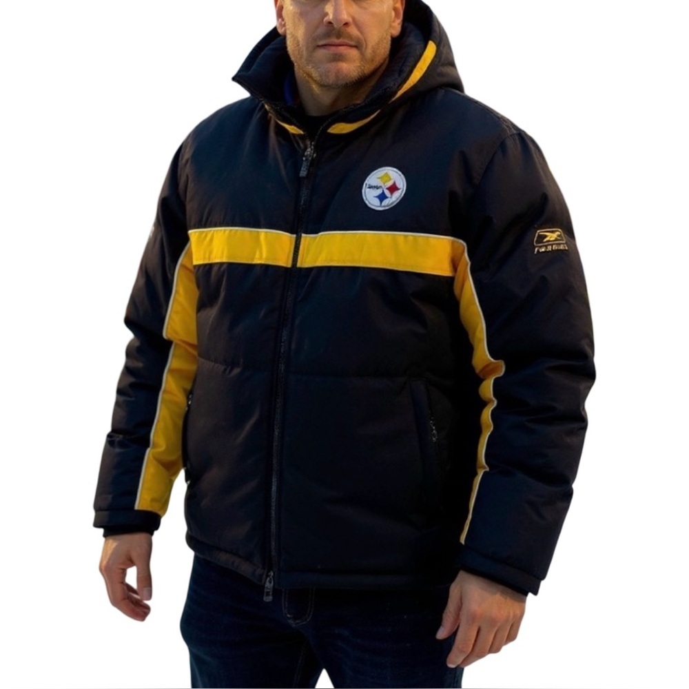 Vintage Reebok Pittsburgh Steelers NFL Team Puffer Jacket Size XL